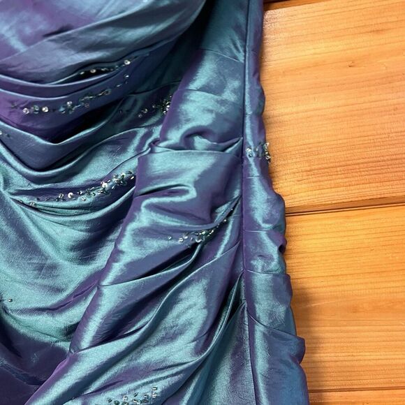 Beaded Green Purple Iridescent Ballgown Dress Formal Prom Sweetheart Maxi 16 - Picture 5 of 7